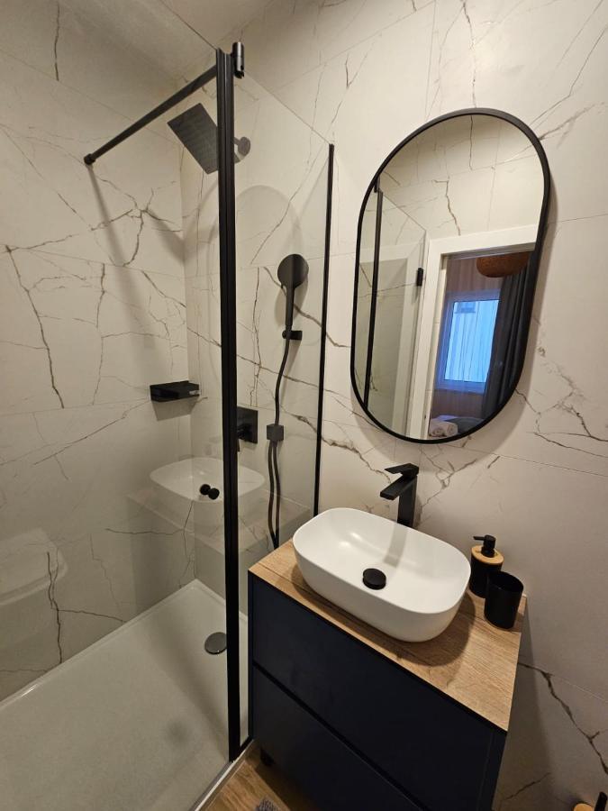 Villa Lux Apartments Rogoznica  Bagian luar foto